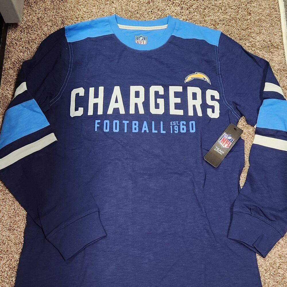 NFL Los Angeles Chargers Football long sleeve shirt size Med NWT